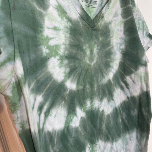 handmade tie dyed unisex tshirt v-neck L camo olive green - Picture 5 of 11